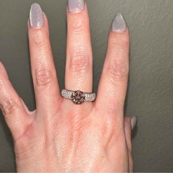 Lab Champagne Diamonds band ring in rose gold - Picture 1 of 6